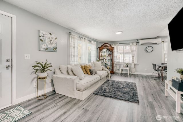 414 116th Place SW, Everett, WA 98204