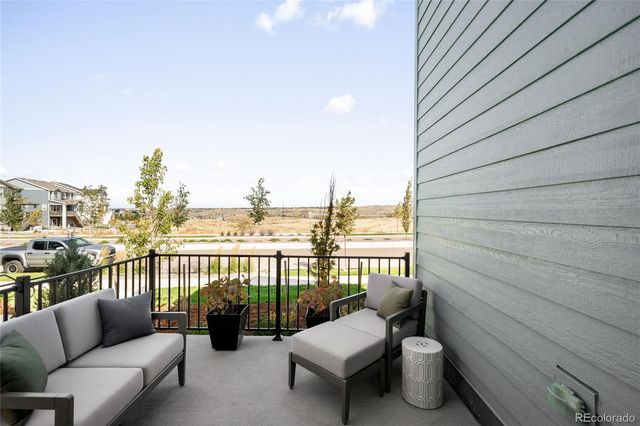 7910 Sterling Ranch Avenue, Littleton, CO 80125