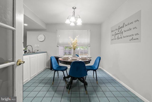 156 ST MORITZ, Sicklerville, NJ 08081