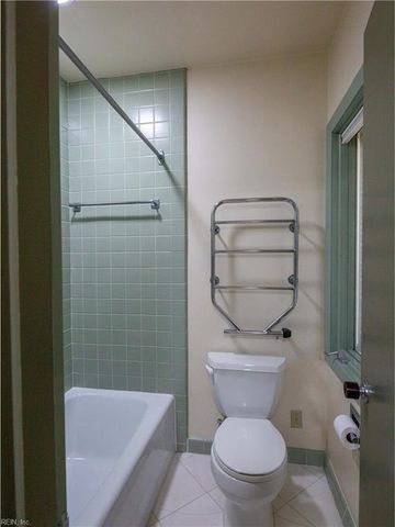 208 Washington Street ST, Portsmouth, VA 23704