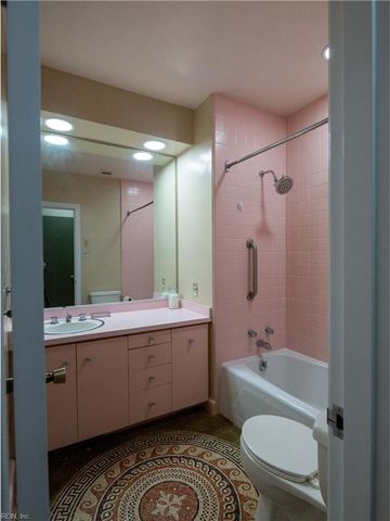 208 Washington Street ST, Portsmouth, VA 23704