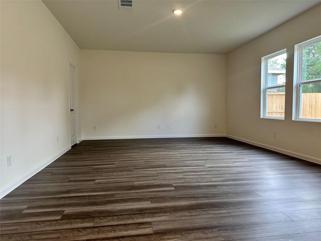 31203 Gayle Prairie Oaks Street, Waller, TX 77484