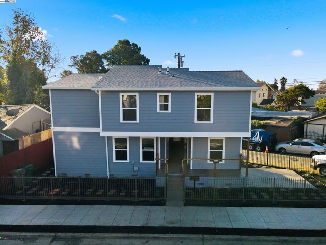5729 Bancroft Ave, Oakland, CA 94605