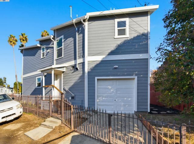 5729 Bancroft Ave, Oakland, CA 94605