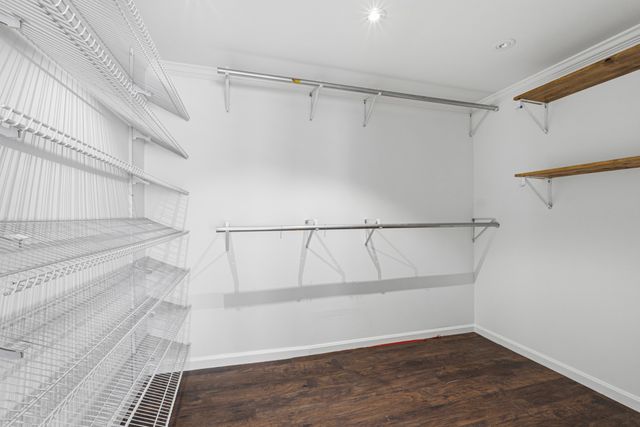 3325 Dumas Dr, Nashville, TN 37211