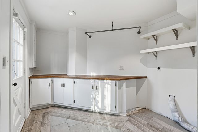 3325 Dumas Dr, Nashville, TN 37211