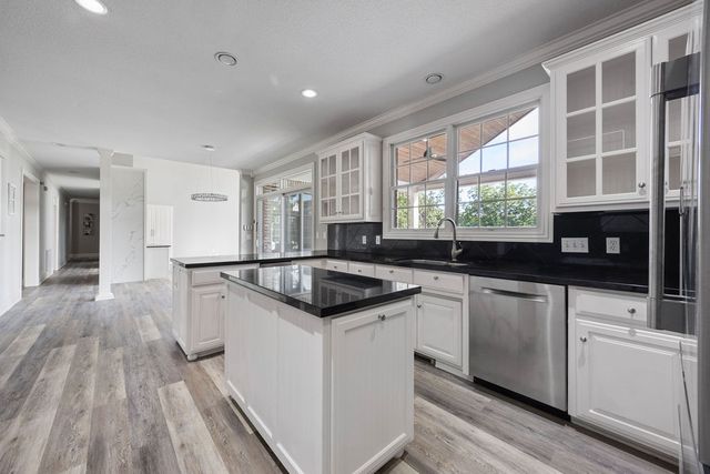 6272 Wells Circle, Springdale, AR 72762