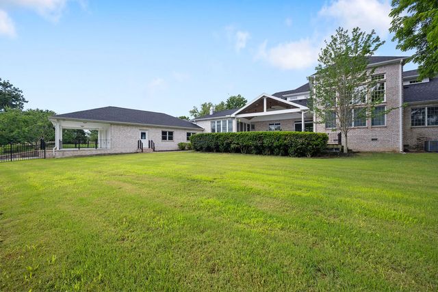 6272 Wells Circle, Springdale, AR 72762
