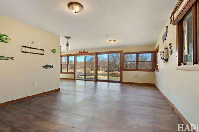 1319 Nippersink Drive, Spring Grove, IL 60081