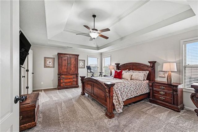 8502 NE 102nd Terrace, Kansas City, MO 64157
