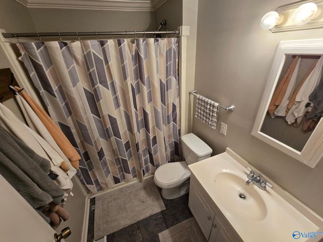 410 Mccullough Avenue, Huntsville, AL 35801