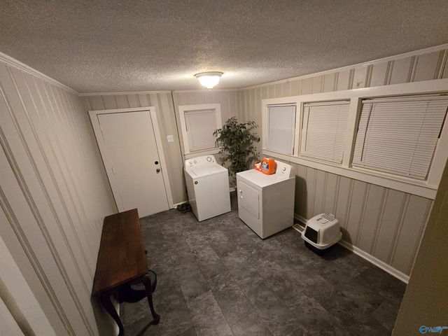 410 Mccullough Avenue, Huntsville, AL 35801