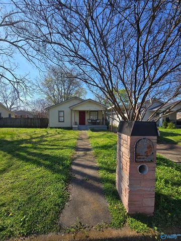 410 Mccullough Avenue, Huntsville, AL 35801