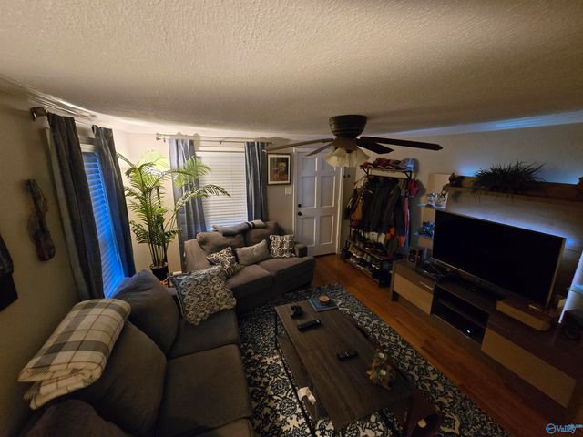 410 Mccullough Avenue, Huntsville, AL 35801