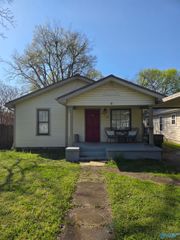 410 Mccullough Avenue, Huntsville, AL 35801