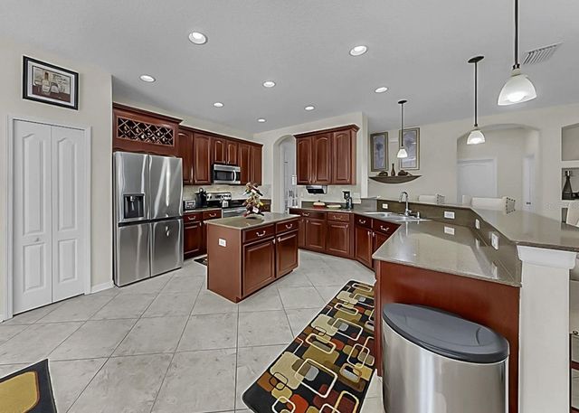 1808 BONITA BLUFF COURT, Ruskin, FL 33570