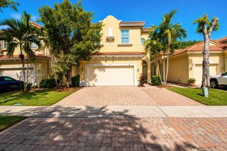 1030 NE 37th Avenue, Homestead, FL 33033