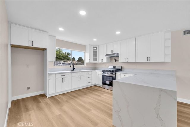 621 Rosita, Santa Ana, CA 92703