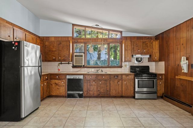 59 Hally Rd, Lowell, MA 01854