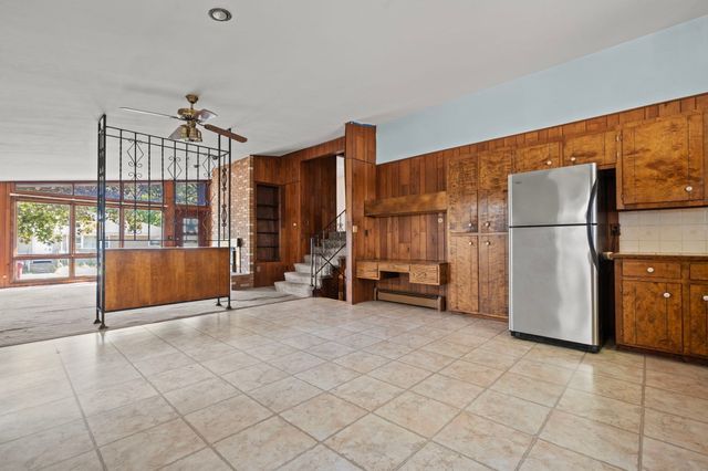 59 Hally Rd, Lowell, MA 01854