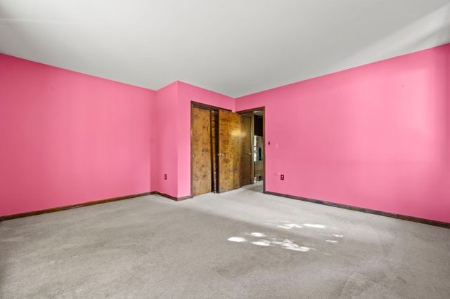 59 Hally Rd, Lowell, MA 01854