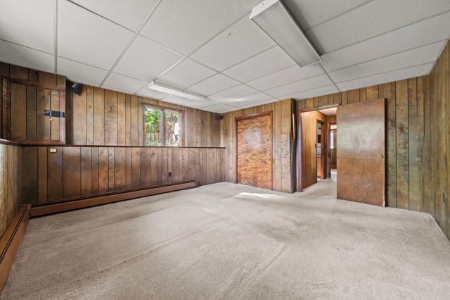 59 Hally Rd, Lowell, MA 01854