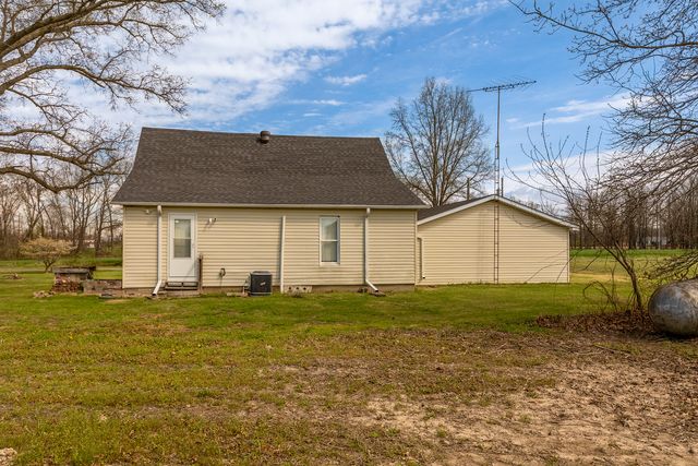 15016 Harmony Church Road, West Frankfort, IL 62896