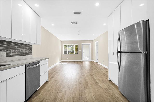 11919 NE 8th av, Biscayne Park, FL 33161