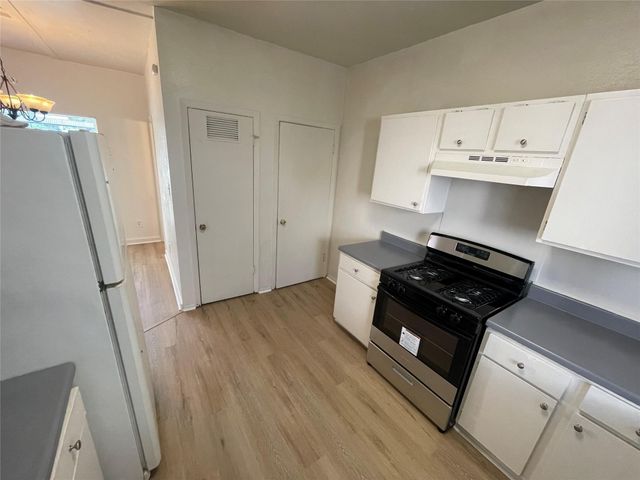 11041 Albury Drive, Houston, TX 77096