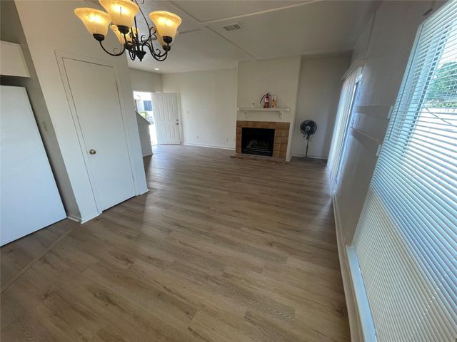 11041 Albury Drive, Houston, TX 77096