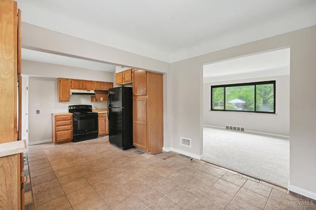 2032 Arrowood Place, Springfield Twp., OH 45231