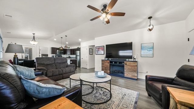 573 Redwing Lane, Grand Junction, CO 81504