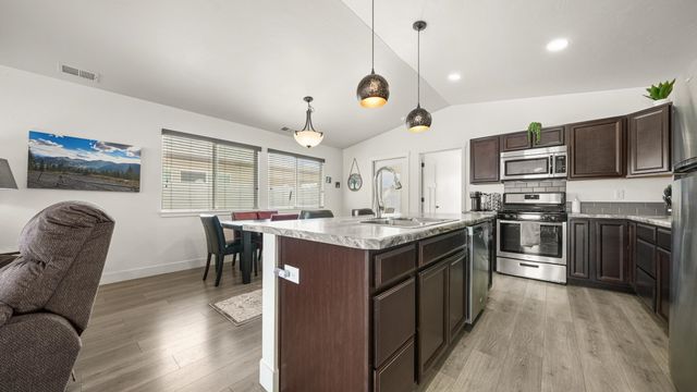 573 Redwing Lane, Grand Junction, CO 81504