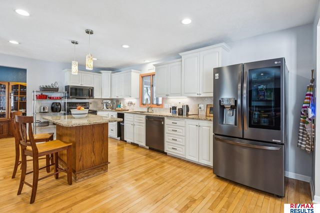 5796 County Road 40, Fort Calhoun, NE 68023