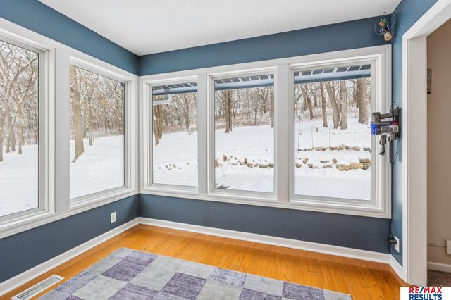 5796 County Road 40, Fort Calhoun, NE 68023