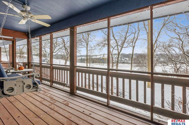 5796 County Road 40, Fort Calhoun, NE 68023