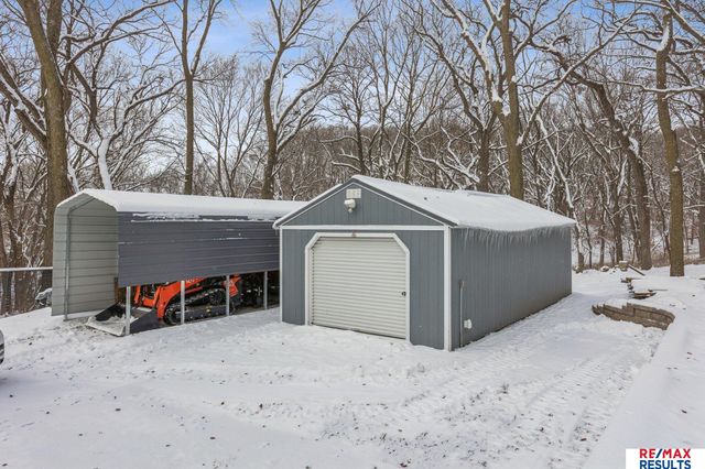 5796 County Road 40, Fort Calhoun, NE 68023
