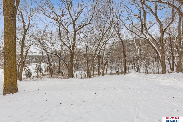 5796 County Road 40, Fort Calhoun, NE 68023