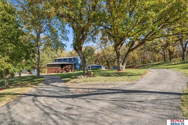 5796 County Road 40, Fort Calhoun, NE 68023