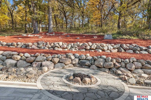 5796 County Road 40, Fort Calhoun, NE 68023