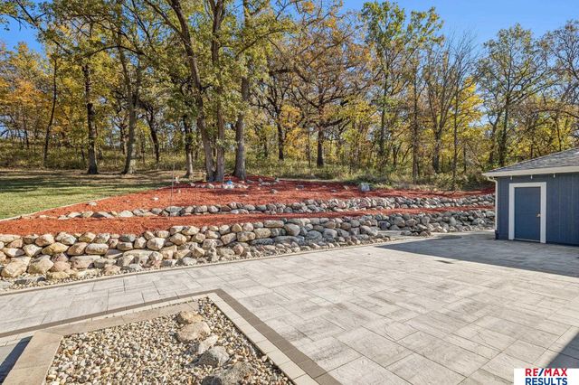 5796 County Road 40, Fort Calhoun, NE 68023