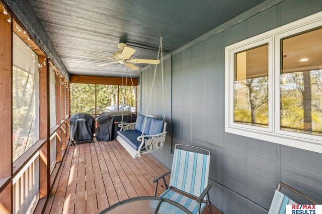 5796 County Road 40, Fort Calhoun, NE 68023