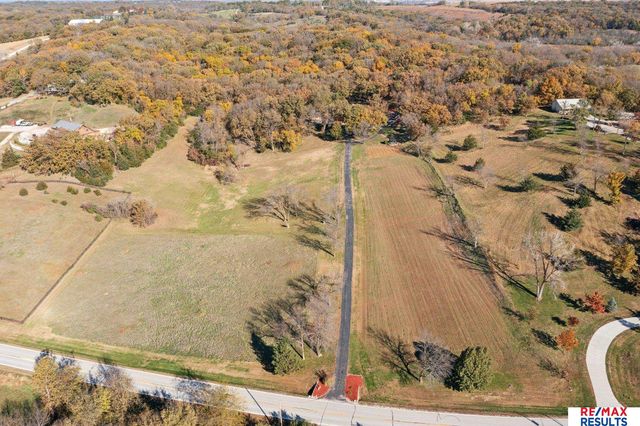 5796 County Road 40, Fort Calhoun, NE 68023