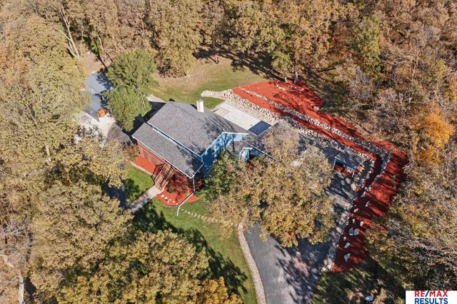 5796 County Road 40, Fort Calhoun, NE 68023