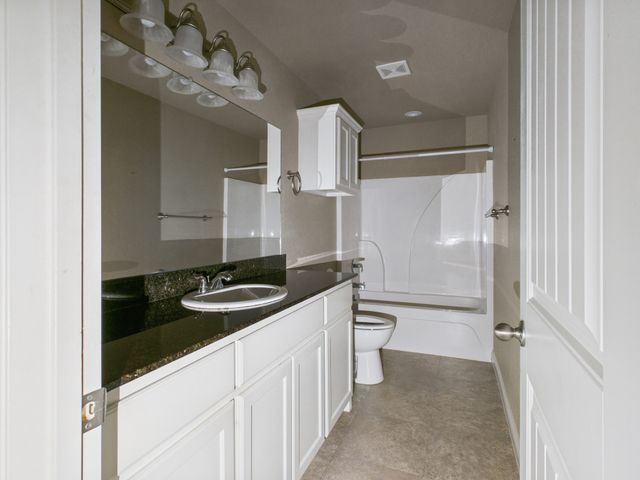 3035 Weave Court, Granbury, TX 76049