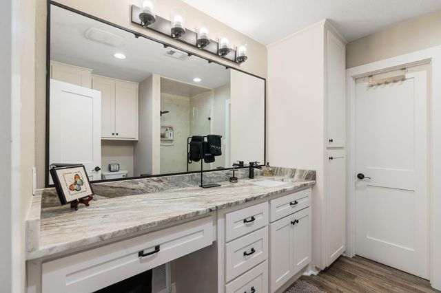 16422 Hunters Trail, Montgomery, TX 77356