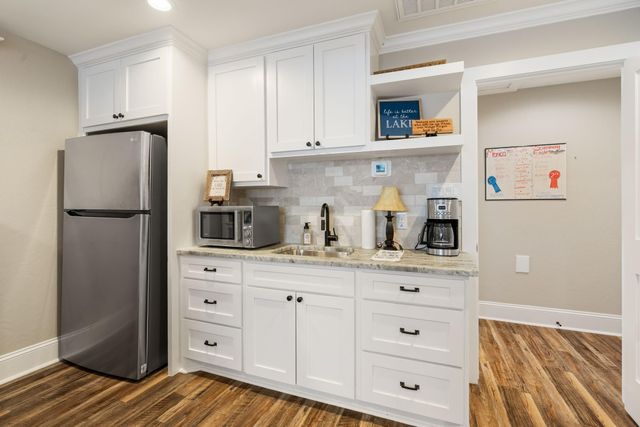 16422 Hunters Trail, Montgomery, TX 77356
