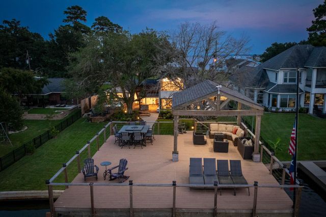 16422 Hunters Trail, Montgomery, TX 77356