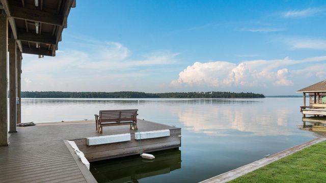 16422 Hunters Trail, Montgomery, TX 77356