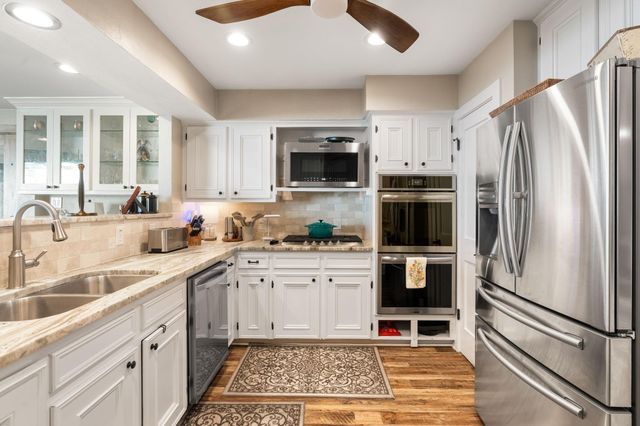 16422 Hunters Trail, Montgomery, TX 77356